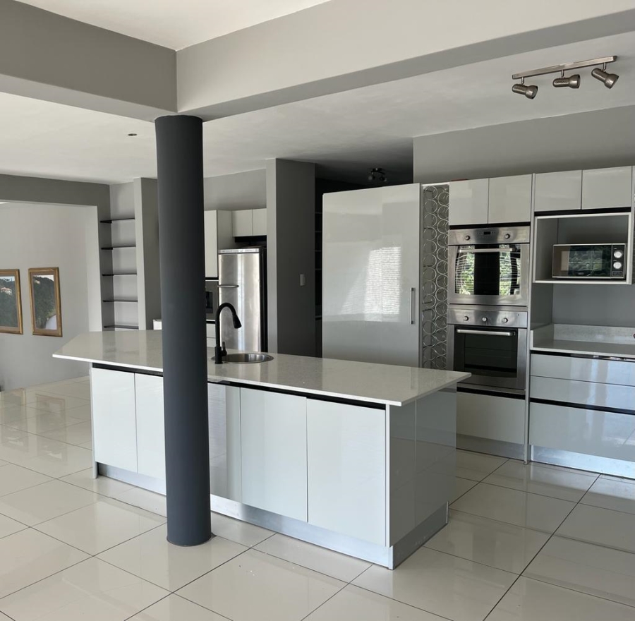 6 Bedroom Property for Sale in Gonubie North Eastern Cape